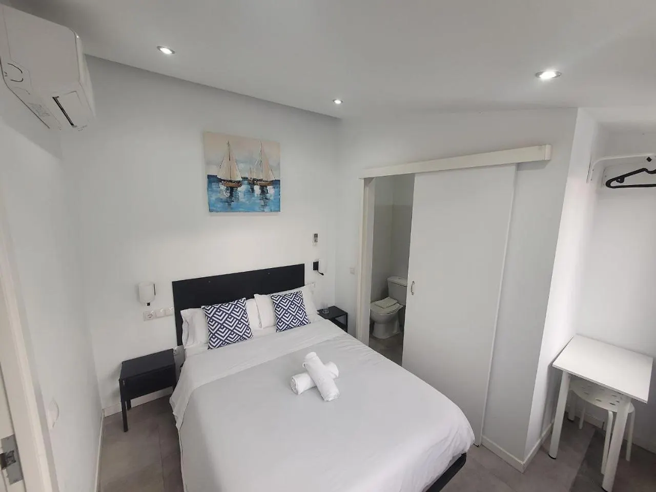 Ayz Frailes - Auto Check-In Property (Adults Only) Málaga Pensión
