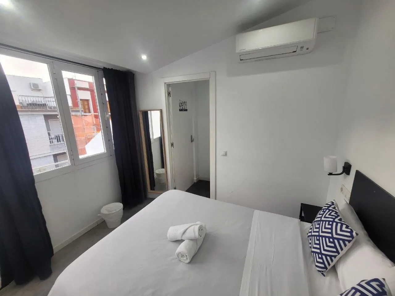 Ayz Frailes - Auto Check-In Property (Adults Only) Málaga Pensión
