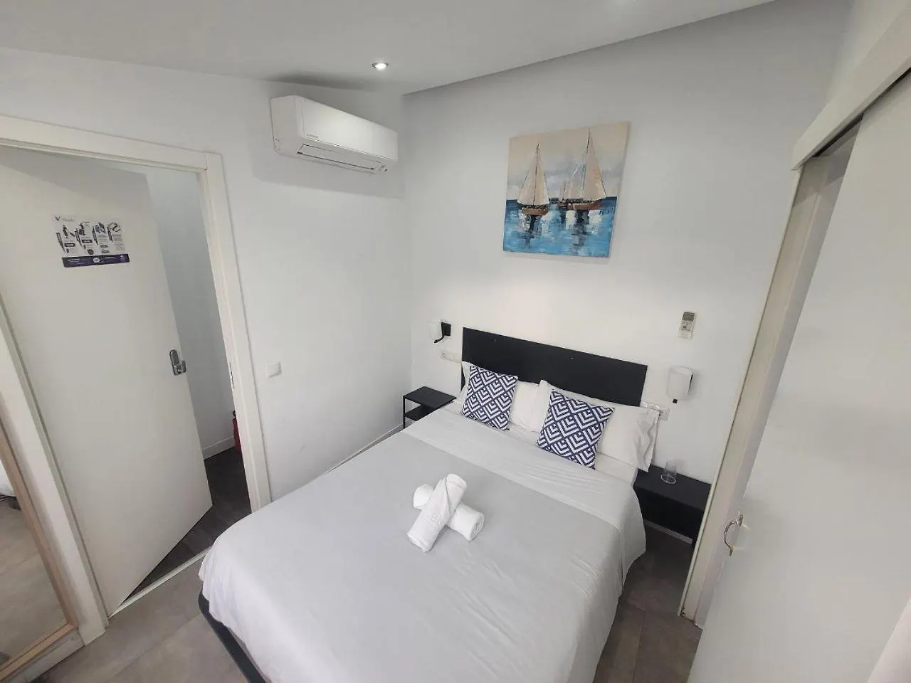 Ayz Frailes - Auto Check-In Property (Adults Only) 马拉加 3*,